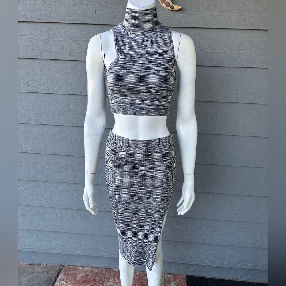 Hera Collection Black and White Patterned Skirt Set